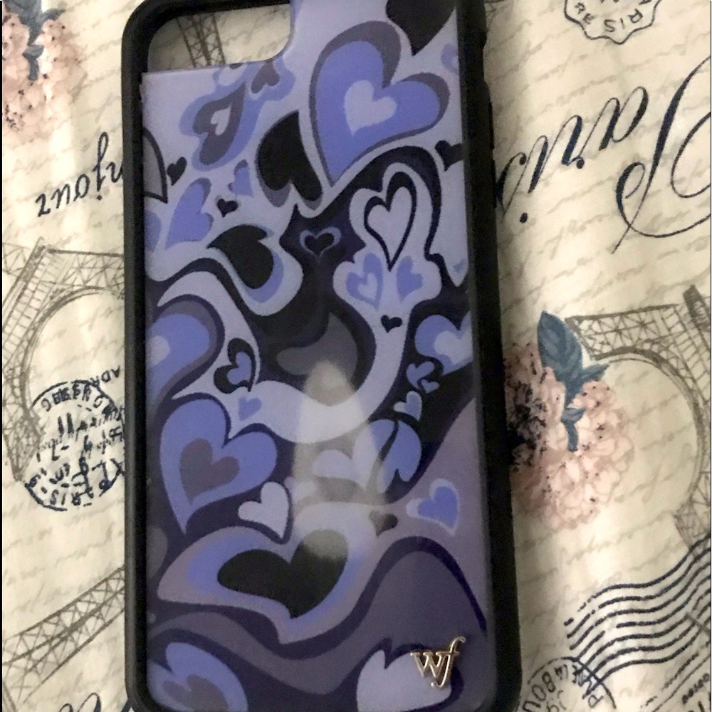 iPhone 7 Plus Purple Hearts case